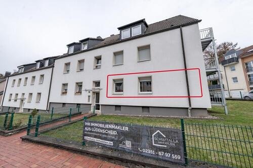 Foto - Modernisierte 2,5-Zimmer-EG-Wohnung mit Balkon – Kernsanierung 2021 – Kautionsfrei