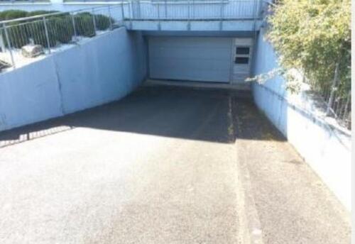 Foto - Stellplatz Tiefgarage, Nähe Kreuz Köln-West, Videoüberwachung