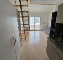 #2.03# Schöne ruhige vollmöbl. Galeriewohnung. Ab Juli. - Aalen