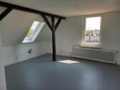 Foto - Dachgeschoss-Wohnung - 470,00&nbsp;EUR Kaltmiete, ca.&nbsp; 40,00&nbsp;m&sup2;