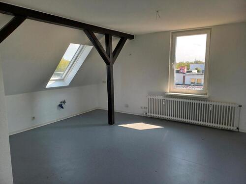 Foto - Dachgeschoss-Wohnung - 470,00&nbsp;EUR Kaltmiete, ca.&nbsp; 40,00&nbsp;m&sup2;