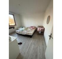 Renovierte 2 Zimmer Wohnung in 47137 Duisburg zu vermieten