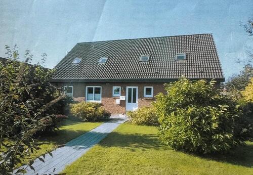 Foto - Einfamilienhaus mit zwei Ferienwohnungen provisionsfrei