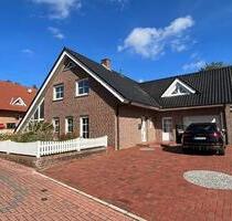 Großes Wohnhaus mit schönem Grundstück - Uelsen