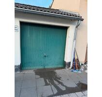 Garage zu vermieten - 120,00&nbsp;EUR Miete, in Duisburg (PLZ: 47051)