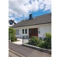 Gepflegtes Einfamilienhaus mit Garten zu verkaufen! - Büdingen