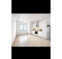 Vermiete Wohnhaus mit Einliegerwohnung - Floß