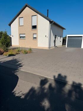 Foto - Einfamilienhaus - freistehend mit großem Garten