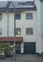 Foto - Modernisiertes Reihenhaus mit Doppelgarage, PV-Anl. & Klimaanlage