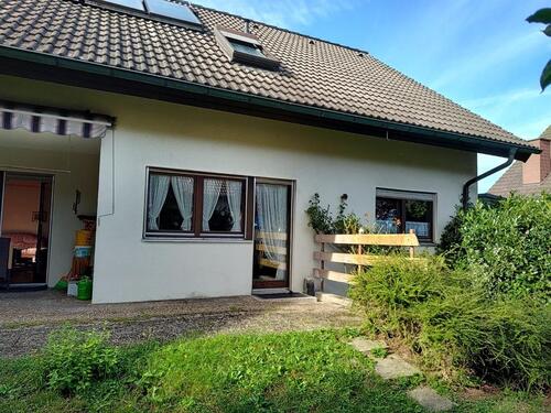 Foto - Raum für Ideen, Platz fürs Leben -Einfamilienhaus in ruhiger Lage