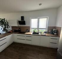 Attraktiver Doppelhaushälfte - 1.750,00&nbsp;EUR Kaltmiete, ca.&nbsp; 130,00&nbsp;m&sup2; in Giengen an der Brenz (PLZ: 89537)