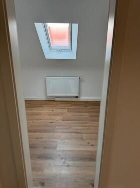 Foto - 2 Zimmer Dachgeschoßwohnung in Bergrheinfeld