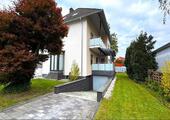 Foto - Zweifamilienhaus mit ausgebautem Dachgeschoss (KEINE MAKLER)