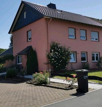 Foto - Gepflegte Doppelhaushälfte mit Einliegerwohnung