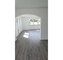 Moderne 4 Zimmer Erdgeschosswohnung in Großostheim OT