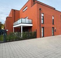 Neuwertige Erdgeschosswohnung mit eigenem Eingang und Garten - Meppen