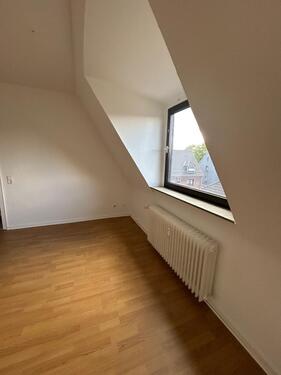 Foto - Dachgeschoßwohnung in Oberhausen zur Miete