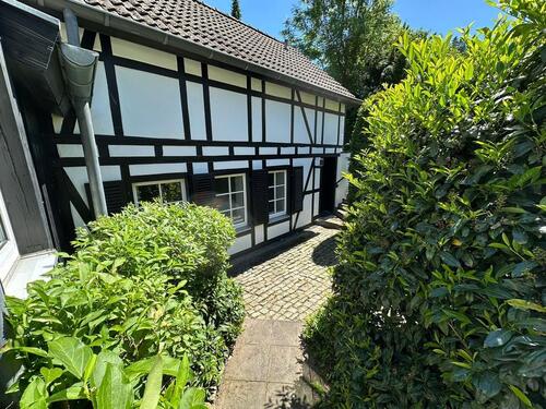 Foto - !! TOP 2,5 Zimmer-Maisonette-Gartenwohnung an der Margarethenhöhe
