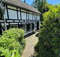 !! TOP 2,5 Zimmer-Maisonette-Gartenwohnung an der Margarethenhöhe - Königswinter