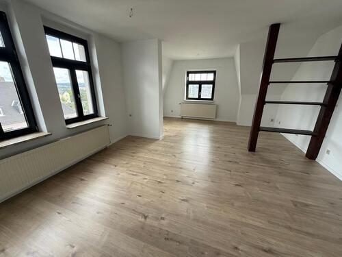Foto - *NEU* Renoviert* 2 Bäder* großes Wohnzimmer* KURZFRISTIG VERFÜGBAR