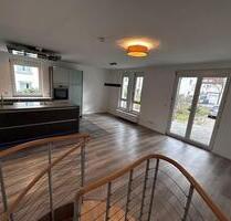 3-Zimmer Maisonette-Wohnung, 85m² in Griesheim, vfg: ab April 26