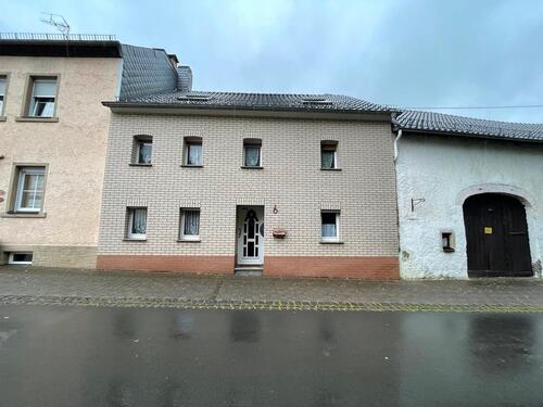 Foto - Schönes Haus mit Scheune in Meisburg