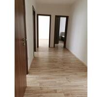 3-Zimmer-Dachgeschosswohnung mit Balkon, Stellplatz & Einbauküche - Marsberg