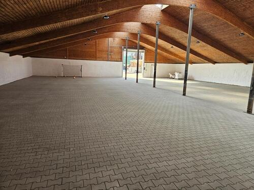 Foto - Lagerhalle, Gewerbehalle, Abstellfläche