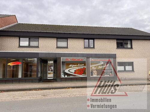 Foto - Büro Praxisfläche mit großer Werbefläche und guter Sichtbarkeit