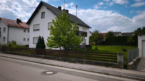 Foto - Sanierungsbedürftiges Zweifamilienhaus in Stammham