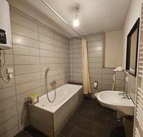 2 ZKB mit Stellplatz und Einbauküche in HofheimLampertheim,