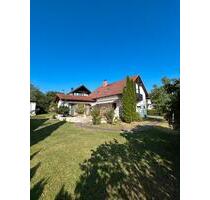 Massivhaus mit moderner Fernwärmeheizung und Wintergarten - Bindlach