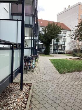 Foto - Erstbezug nach Sanierung ! Zwei Zimmer im Zweiten Obergeschoß!
