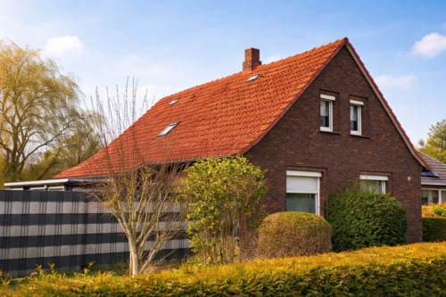 Foto - Haus+Einliegerwohnung auf großem GrundstückMehrgenerationenhaus