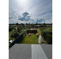 Kleingarten mit geräumiger Steinlaube - Brandis