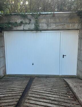 Foto - Tiefgaragenparkplatz Erlangen - 90,00 EUR Miete,