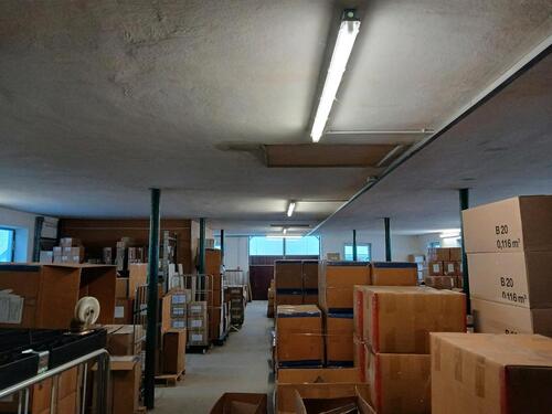 Foto - Lagerfläche 225m² zu vermieten - 460,00&nbsp;EUR Kaltmiete,