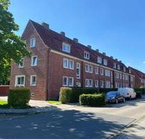 Mehrfamilienhaus mit 15 Wohnungen und 27 Garagen - Hesel