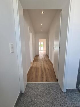 Foto - 2 Zimmer Dachgeschoßwohnung zur Miete in Mörfelden-Walldorf
