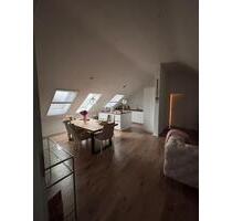 2 Zimmer Dachgeschosswohnung - 1.350,00&nbsp;EUR Kaltmiete, ca.&nbsp; 67,00&nbsp;m&sup2; in Vaihingen an der Enz (PLZ: 71665)