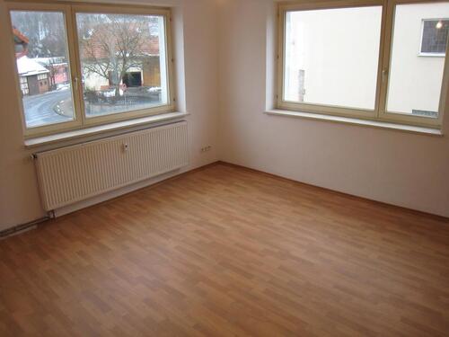 Foto - POPPENHAUSEN-ORTSMITTE-2ZKB-EBK-GUTE+RUHIGE LAGE+ALLES FUßLÄUFIG-SUPER BUSÖPNV