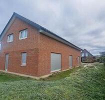 Wohnhaus mit 2 Wohneinheiten - 399.000,00&nbsp;EUR Kaufpreis, ca.&nbsp; 220,00&nbsp;m&sup2; in Schneverdingen (PLZ: 29640)