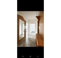 3 Zimmer Wohnung 90m2 - 950,00&nbsp;EUR Kaltmiete, ca.&nbsp; 90,00&nbsp;m&sup2; in Schorndorf (PLZ: 73614)