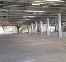 Halle mit Stellplätzen für Wohnmobile zu vermieten - Fuldabrück