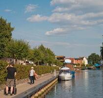 Sommerabende im Ferienhaus mit Whirlpool - top Lage am See - Waren (Müritz)