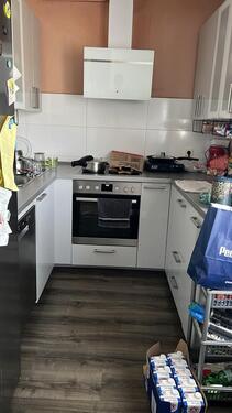 Foto - 4 Zimmer Wohnung Küche Bad - 1.300,00 EUR Kaltmiete,