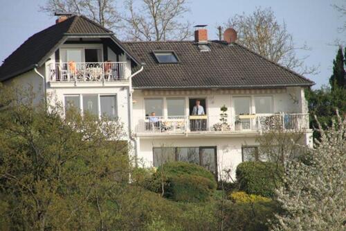 Foto - Ruhiges Mehrfamilienhaus mit 3 Wohnungen, Fernblick