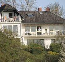 Ruhiges Mehrfamilienhaus mit 3 Wohnungen, Fernblick - Bad Bertrich