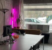 Atelier Arbeitsplatz im gemeinschaftlich verwaltenen StudioBüro - Leipzig Ost