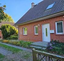 Doppelhaushälfte plus kleines Wohnhaus Kapitalanlage - Brietlingen